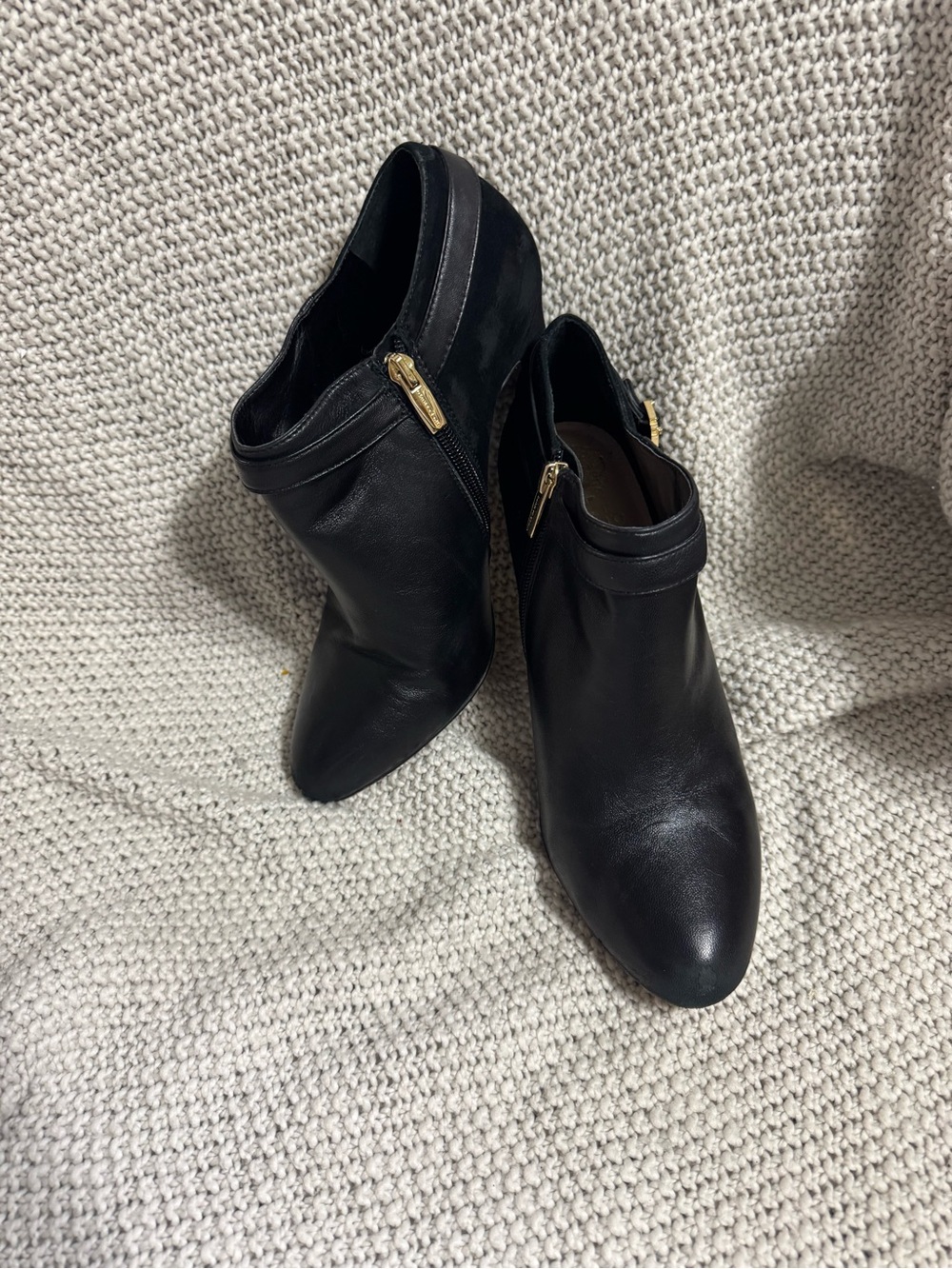Vince Camuto Black Leather Pointed Ankle Booties with Gold Zipper